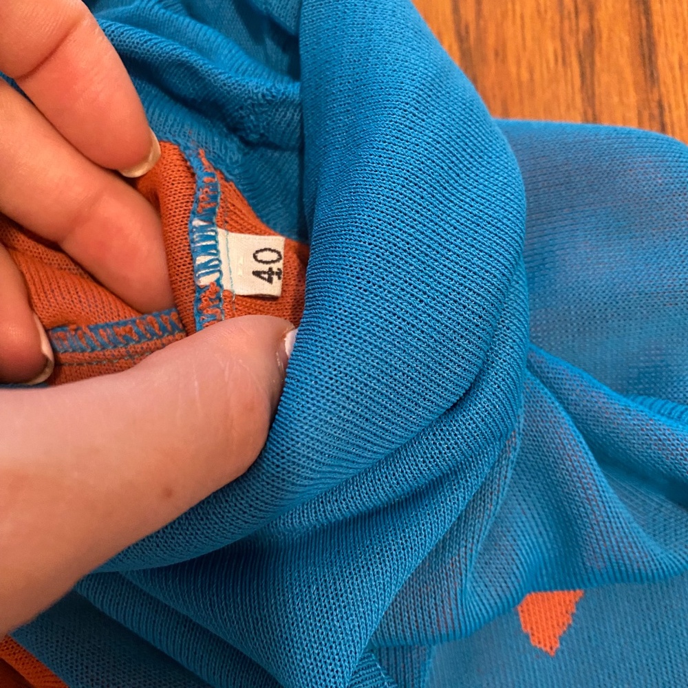 Vintage Versace top sz 40 - Picture 13 of 13